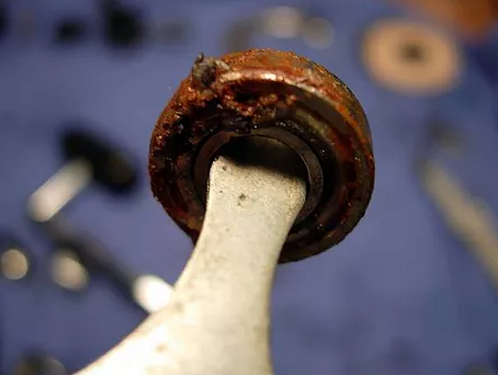 TIN ROOF......RUSTED!